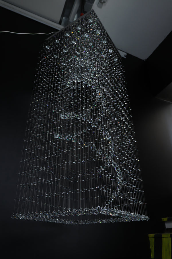 Đèn chùm hạt pha lê liên kết