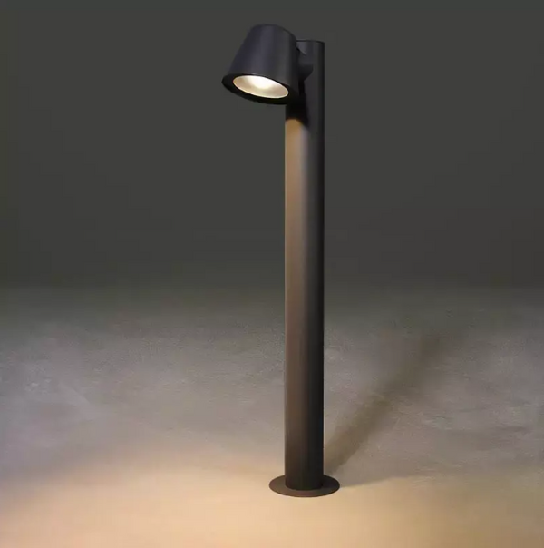 Đèn chiếu sân vườn cắm cỏ